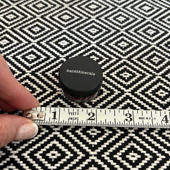 Ambition by BareMinerals - Picture 2 of 4